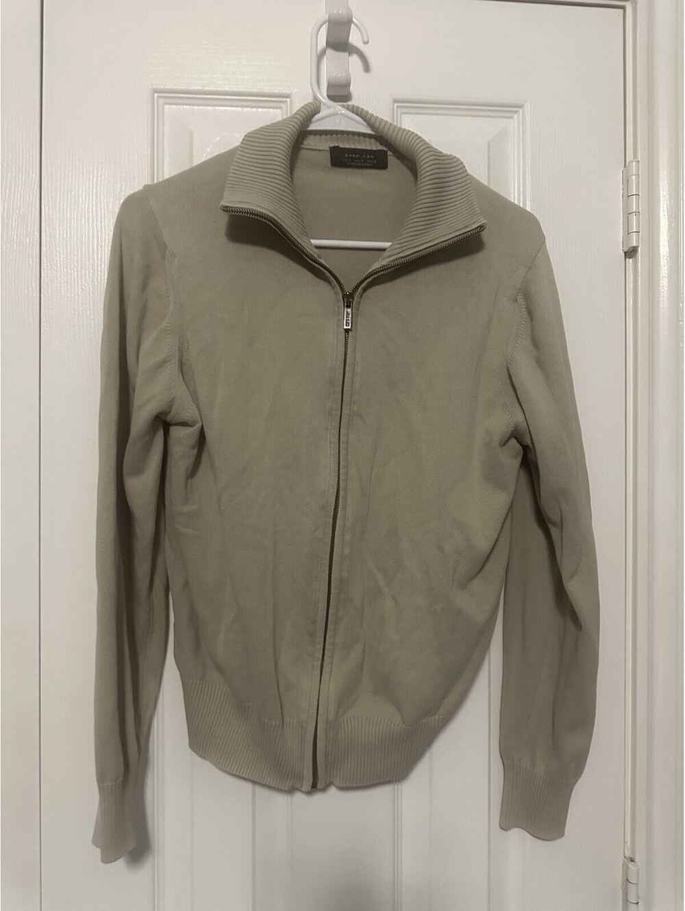 Zara Man Basic Sweater 100% Cotton Cardigan Full Zip Tan/Beige. Size Medium